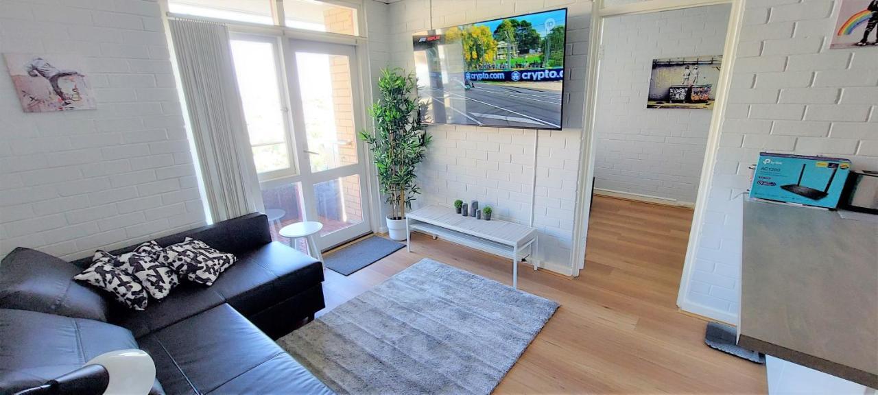 Sky High On Arundel - Central Fremantle Apartment Dış mekan fotoğraf
